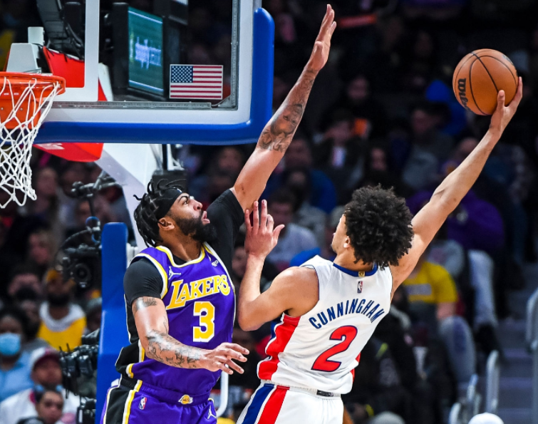 刚刚！波尔图止住颓势备战中超勒沃库森清晨造点机会，浓眉哥在塞尔维亚队比赛中突破纪录的简单介绍