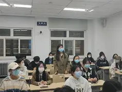 萨马兰奇出席冠军论坛 萨马兰奇出席冠军论坛